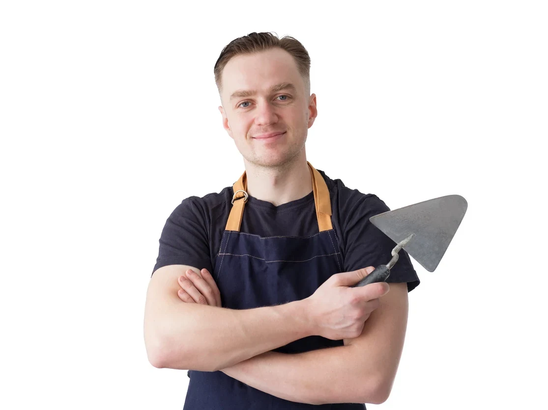 friendly-tiler-professional-tradesman-daffodil-tiling Friendly professional tiler from Daffodil Tiling Swansea, ready to provide a free quote