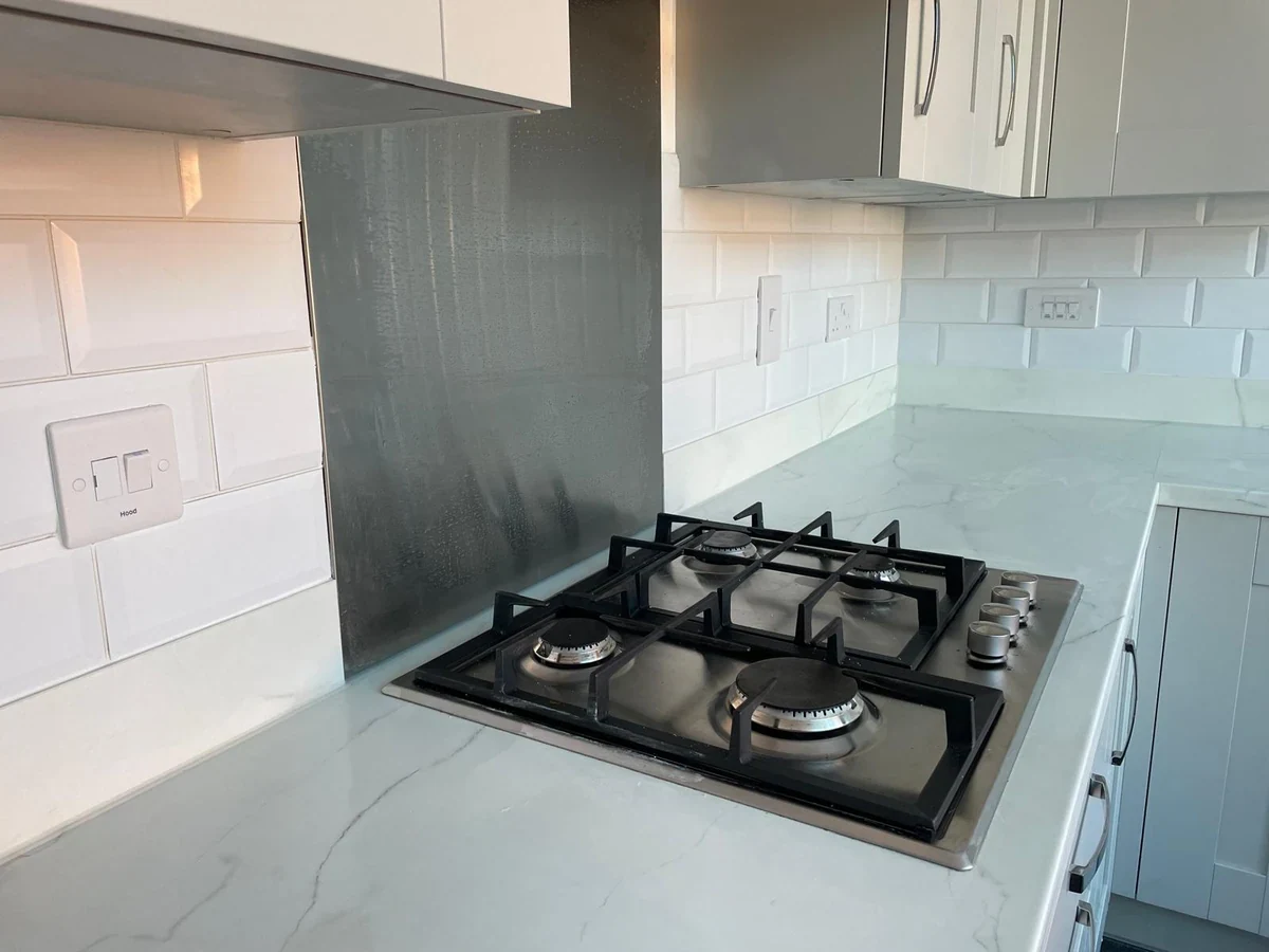 kitchen-backsplash-white-subway-tiles-edge-detail-swansea-daffodil-tiling kitchen backsplash white subway tiles edge detail swansea daffodil tiling